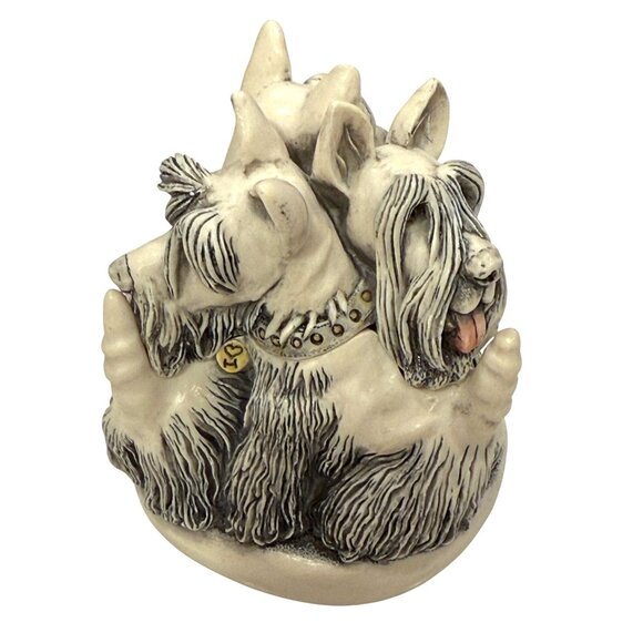 Harmony Kingdom Scotland Yard Dog Figurine Collectible Box Made in England 2001 - Picture 3 of 15